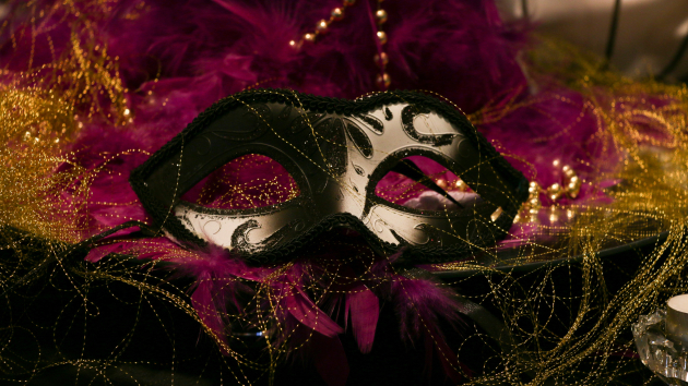 Stabiler Konsum trotz kurzer Session: Karneval als Wirtschaftstreiber - Quelle: Hush Neidoo Jade Photography/Unsplash